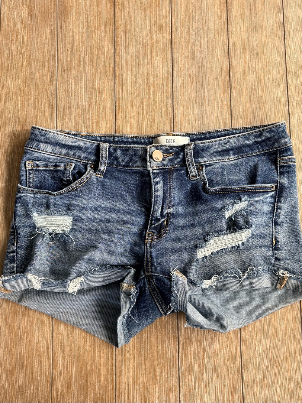 🌼BKE Women’s Distressed Rolled Hem Denim Shorts - Dark Blue🌼